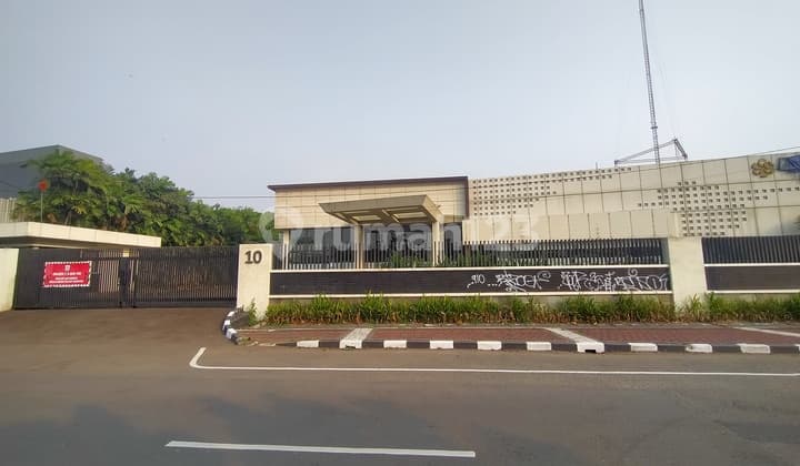 Kantor Gedung Hoek Di Obral Murah Lt 10.684mtr Dkat Gerbang Tol Kebon Jeruk Jakarta Barat