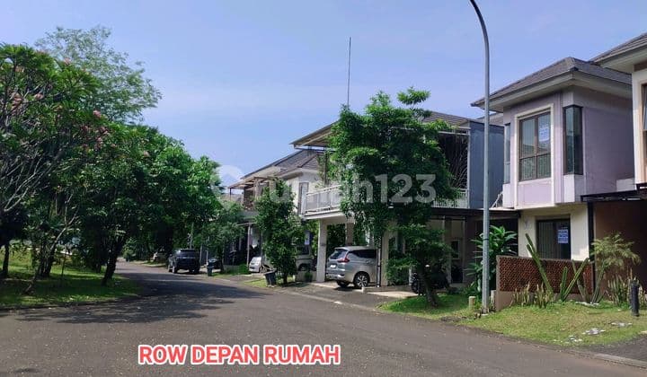 2-Story House in Caspia, BSD City, in Front of the Park