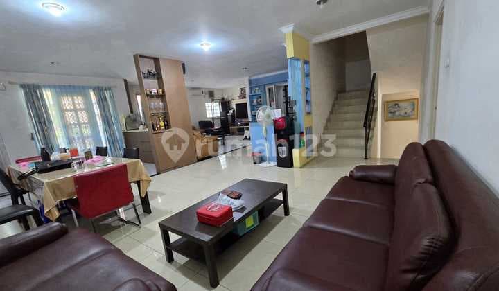 Rumah Akasia Bgm Pik 10×18 3.5 Lantai Pik Pantai Indah Kapuk