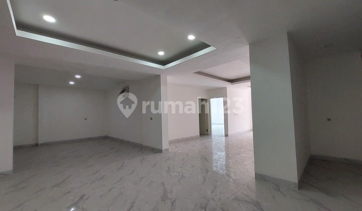 RUMAH SIAP HUNI, DI PLUIT, MUARA KARANG