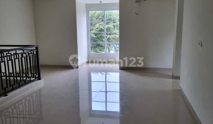 Rumah 2 Lantai Brand New di Muara Karang, Jakarta Utara