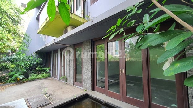 Rumah Minimalis Tropis Prapanca Jakarta Selatan