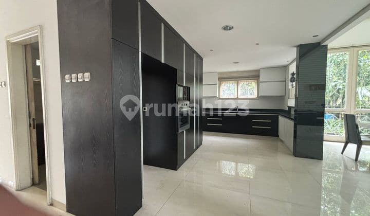 Rumah di Pik1 Siap Huni di Resort Mediterania Uk 10X20m²