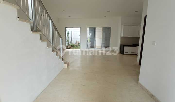 Apartemen Regatta 2+1Br Luxurious Furnish Luas 130M2 Tower London