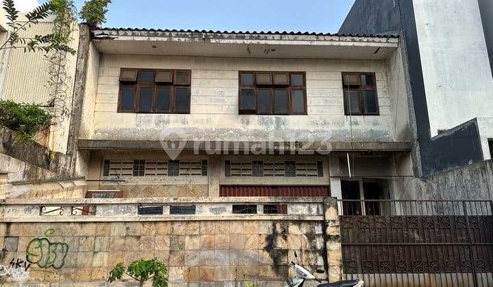Dijual Rumah Lama Hitung Tanah SHM Pulo Kebayoran Baru