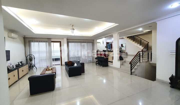 Dijual Rumah di Pluit Sakti Ukuran 328 Meter2, Siap Huni