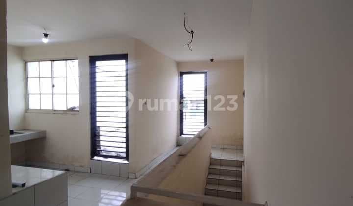 Disewakan Ruko Eksklusif, Pik 1 Uk. 5X15, Hadap Jalan, 3,5 Lantai