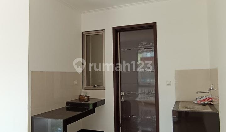 Rumah 2 Lantai di Pik2, Ukuran 6X10m2 Siap Huni, Lokasi Strategis