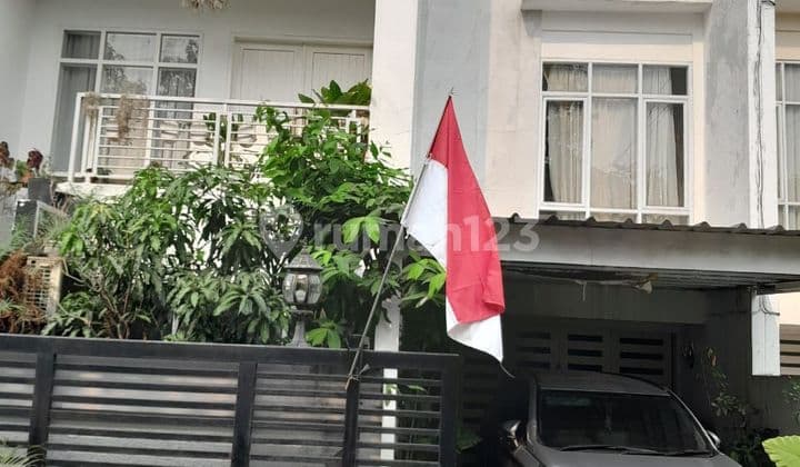 For sale house in Cirendeu residence