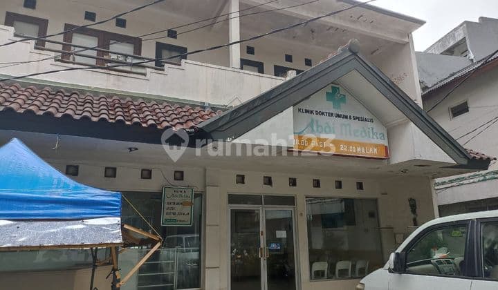 DIjual klinik dijalan raya mencong