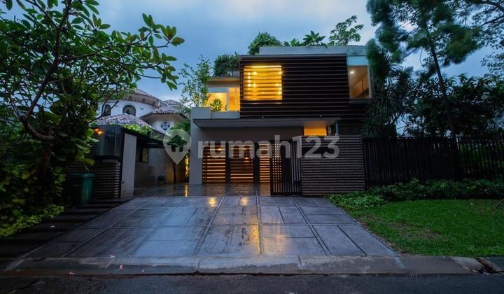 Dijual Rumah Mewah Taman Golf Lippo Karawaci Furnished