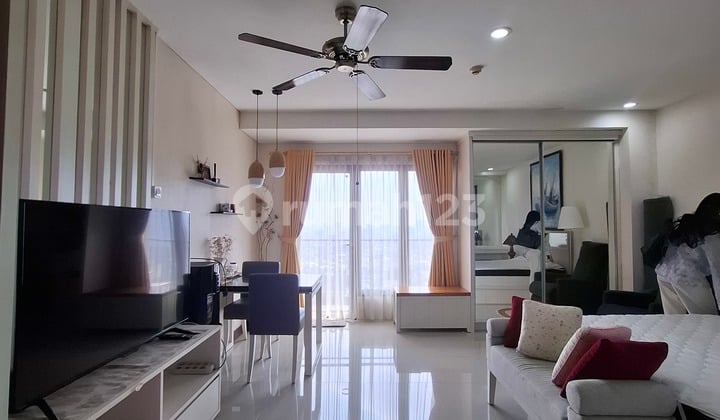 For Rent Studio Big Size And Luxury Tamansari Semanggi