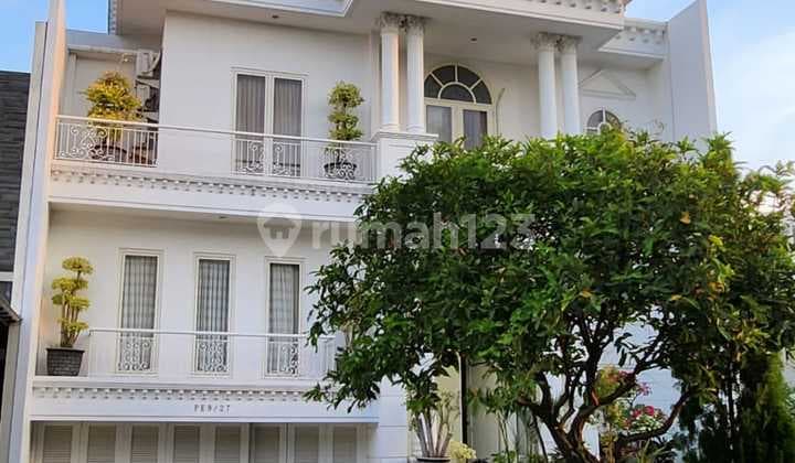 Dijual Rumah 2,5 Lantai di Pakuwon Indah Surabaya Barat