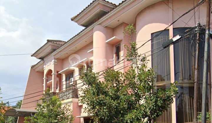 Dijual Rumah 2 Lantai Semifurnished Daerah Kutisari Utara