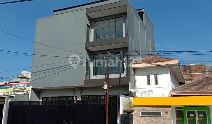 Dijual Rumah 3 Lantai Daerah Rungkut Menanggal Harapan