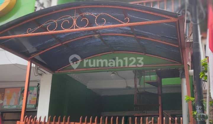 Rumah Istimewa Kemayoran Pemandangan Asri & 4 KT (73543 LI / MAR)