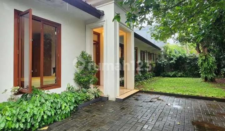 Hidden Gem Kemang - Rumah Resort-Style di Komplek Aman & Asri