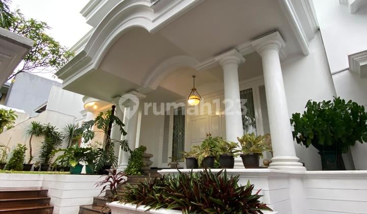 Rumah Mewah dalam Komplek Asri Villa Cinere Mas