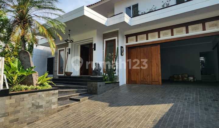 Tropical Resort Residence With Private Pool Near Tb Simatupang Area