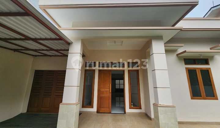 Dijual Rumah Siap Huni di Pejaten, Jakarta Selatan.