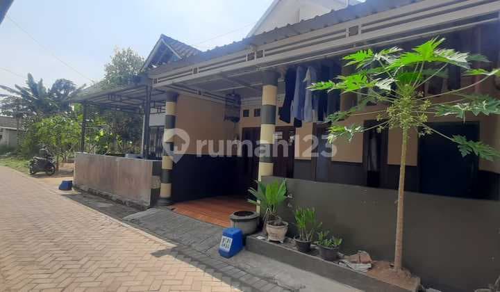 Rumah Kampung SHM Depan Kantor Desa Bululawang Malang B.u