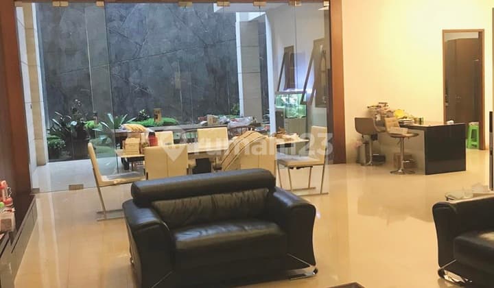 Rumah Mewah Taman Millenium Sayap Pasteur Bandung