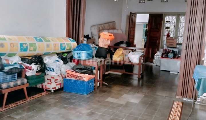 Rumah cocok untuk Usaha di Jalan Gatot Subroto Bandung