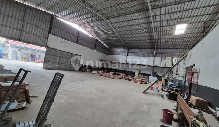 Ruang Usaha Murah Dekat Thee Matic Mall Majalaya Bandung