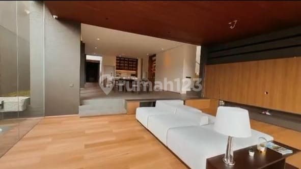 Rumah Mewah Tatar Spatirasmi Kota Baru Ada Kolam Renang