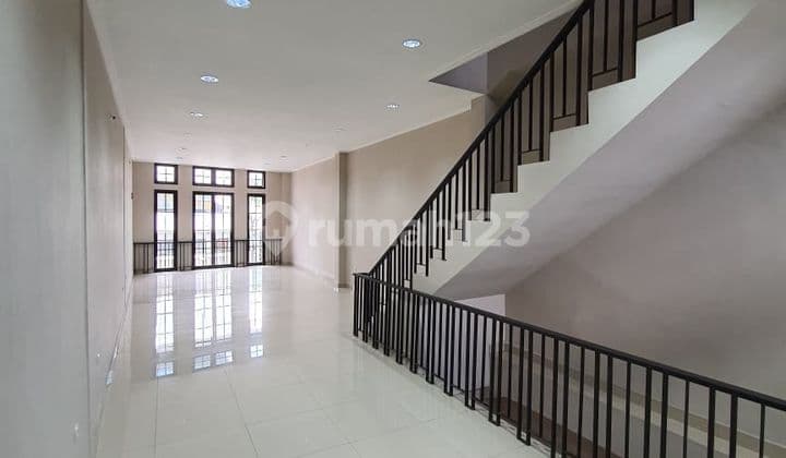 Sewa Ruko 3 Lantai Naripan Braga Bandung