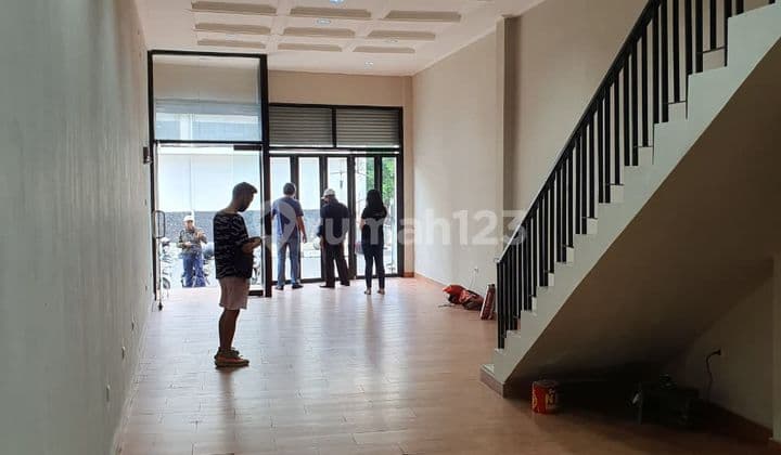 Sewa Ruko 3 Lantai Naripan Braga Bandung