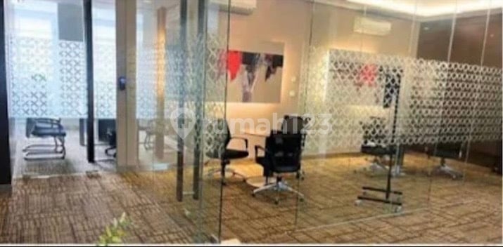 Ruang Usaha Bagus di Mainroad Dago Bandung