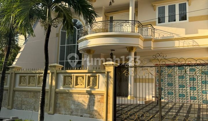 Disewakan rumah baru renovasi di Jakarta Barat