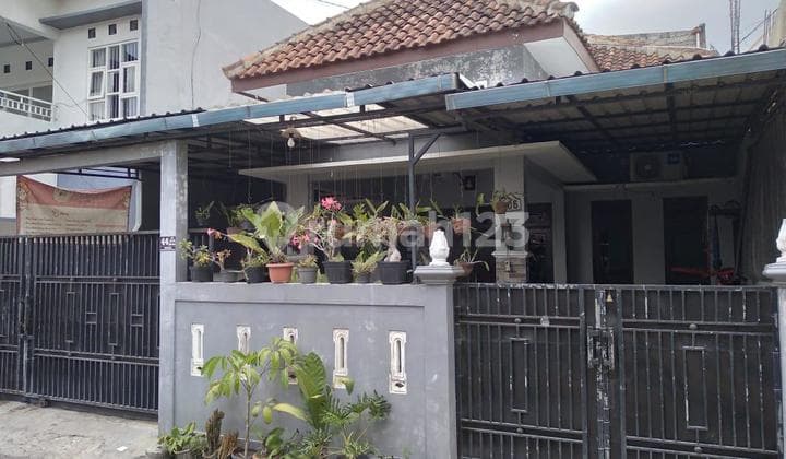 Rumah Dijual 3 Lantai Luas Strategis Dekat Stadion Maguwoharjo Depok Sleman Yogyakarta