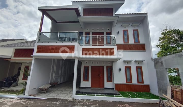 Rumah 2 Lantai Full Furnish Cantik Megah di Sambisari Purwomartani Kalasan Sleman Jogja Timur Jogjabay