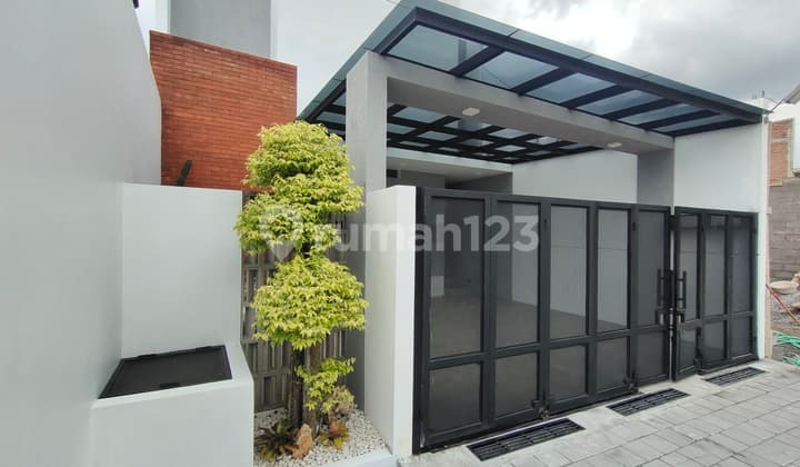 Rumah Dijual Cantik Full Furnish Di Jakal Km 13 Sukoharjo Ngaglik Sleman Dekat Kampus Uii Jogja