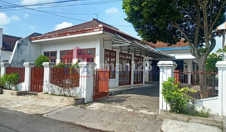 Dijual Pabrik Beserta Rumah Dan Gudang Dalam Kota Pare Kediri