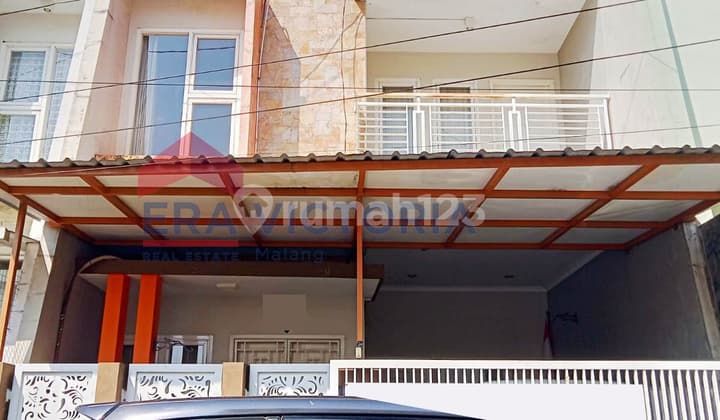 Hunian One Gate System Simpangan 2 Mobil Dekat Pusat Perbelanjaan