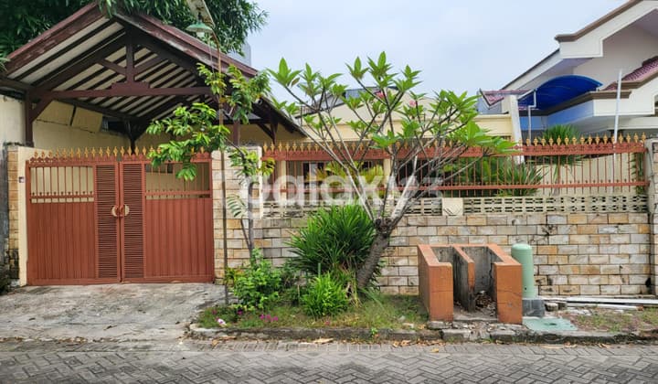 Rumah Kupang Indah Surabaya hadap Tenggara