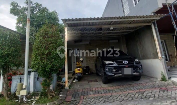 Dijual Sukolilo Dian Regency. Daerah yang asri dan aman. Jauh dari keramaian.