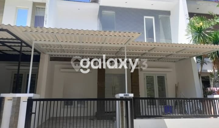 Rumah Pakuwon City Cluster Florence 2 Lantai Hadap Barat