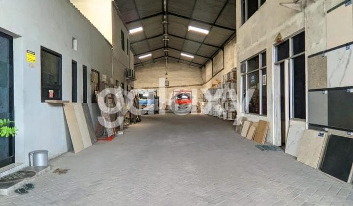 Margomulyo Permai Warehouse, West Surabaya