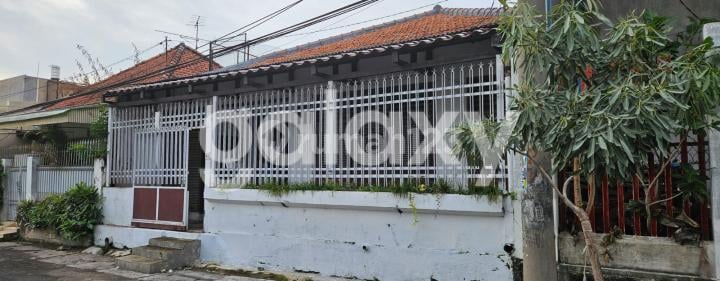 Disewakan Rumah Jl. Gatotan Surabaya Hadap Selatan