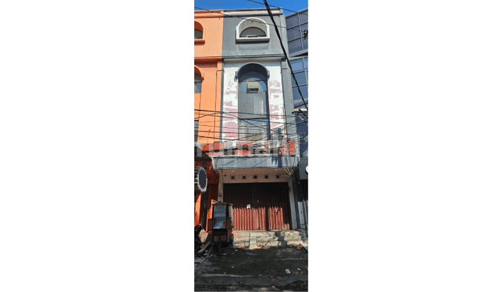 3-Storey Shop House Mayjend Sungkono West Surabaya 3-Storey Shop House Mayjend Sungkono West Surabaya