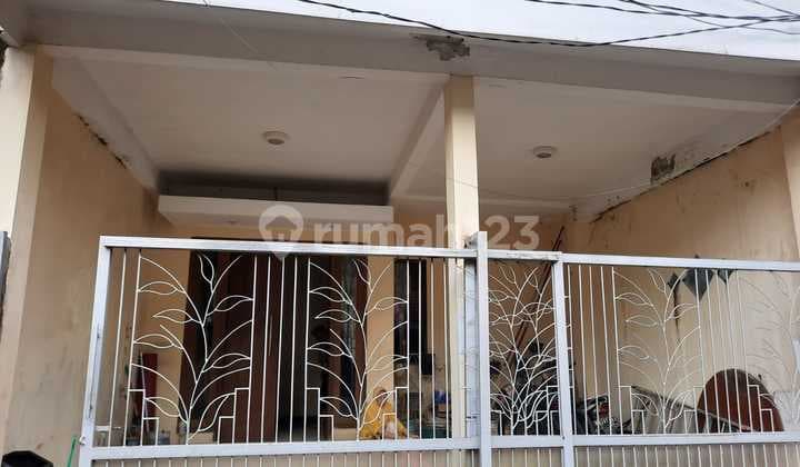 Disewakan Rumah 2 Lantai Siap Huni SHM di Pamulang