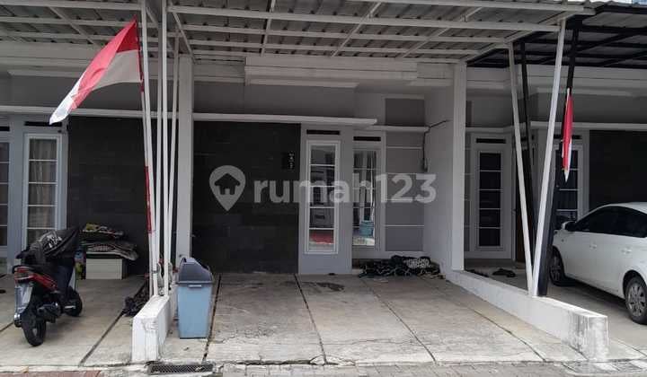 Disewakan Rumah 2 Lantai Siap Huni di Pamulang