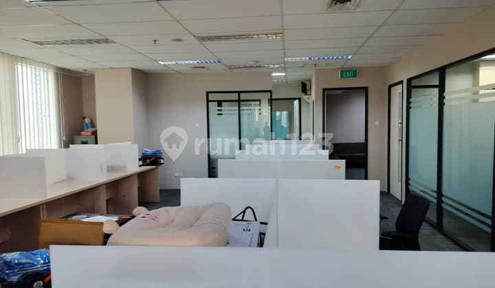 Furnished Office Available Rent-Free Near One Satrio, Chinese Embassy, Lotte Mall