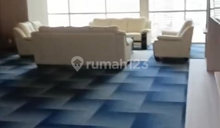 Ruang Kantor Bebas Gage. Dekat Apartemen, Mall. Sta MRT