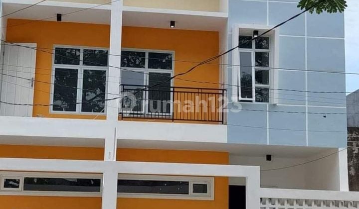 Rumah Dua Lantai Tengah Kota Makassar Promo Chas Free Kanopi Pagar Free Biaya
