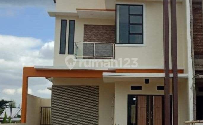 Cluster GNP Rumah Dua Lantai Lokasi Strategis